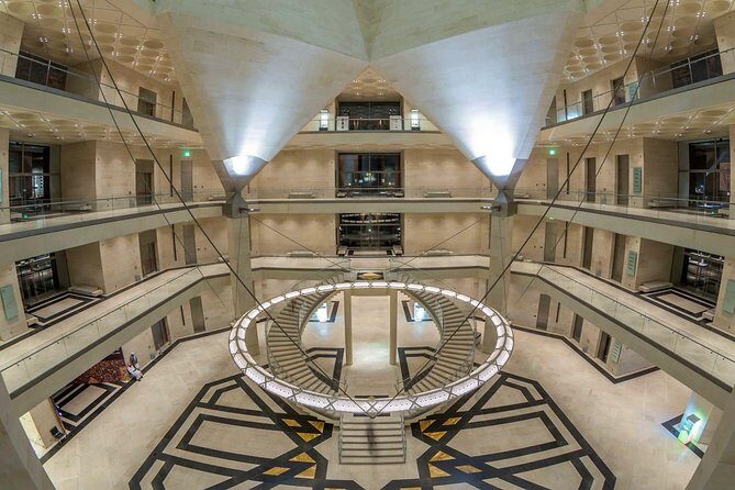 4-Hour Private Museum of Islamic Art in Qatar Tour - The museum’s glasswork and patterns: where your eye starts to feel smarter