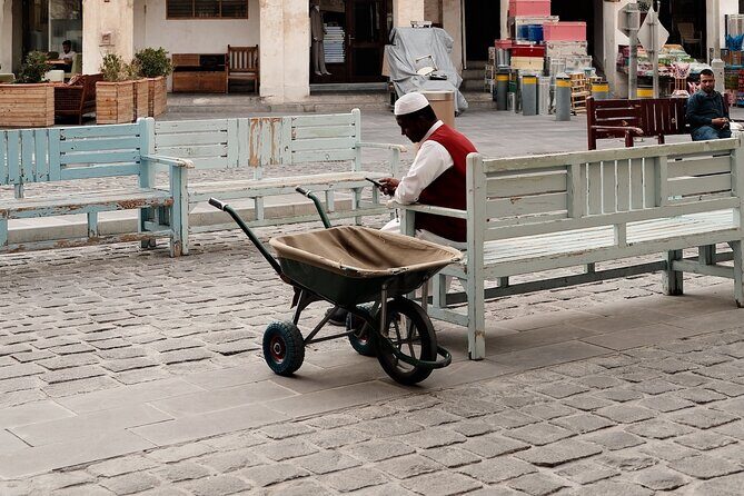 8 Hours Private Combo Doha City and West of Qatar Tour - Souq Waqif: Old Doha First, Not Last