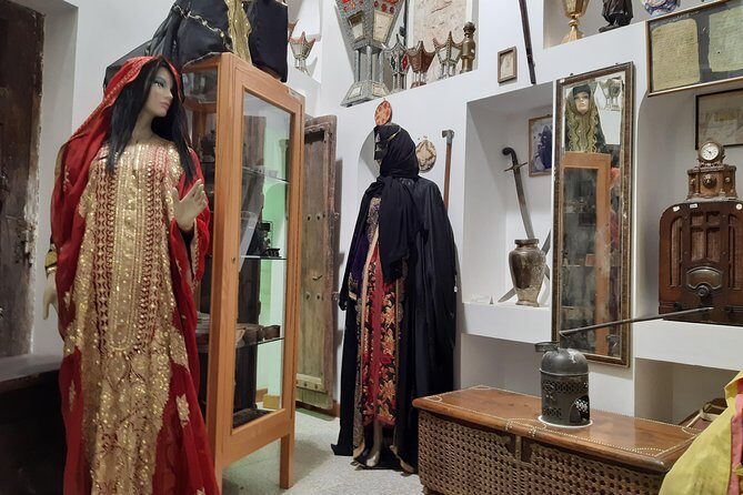Cultural & Thrills: Sheikh Faisal Museum & Camel Race Adventure - Weather and schedule reality: don’t bet your day on perfect timing