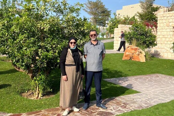 Discovering Doha Qatar | Guided City Tour | Half Day - Getting around: pickup, AC comfort, and a tight route