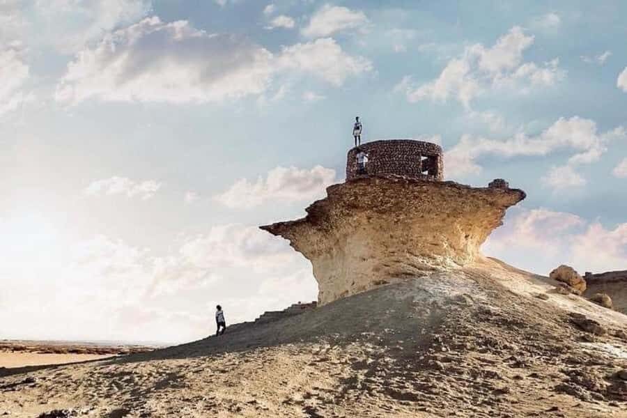 Doha: Richard Serra Sculpture, Zekreet and West Coast Tour - Zekreet Rock Formations: Mushroom-Like Limestone Up Close
