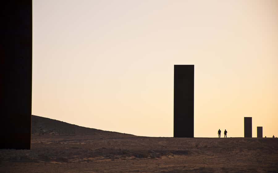 Doha: Richard Serra Sculpture,Mushroom Hill,Camel Race Track - The half-day timing: 4 hours, air-conditioned comfort, and jeep realism