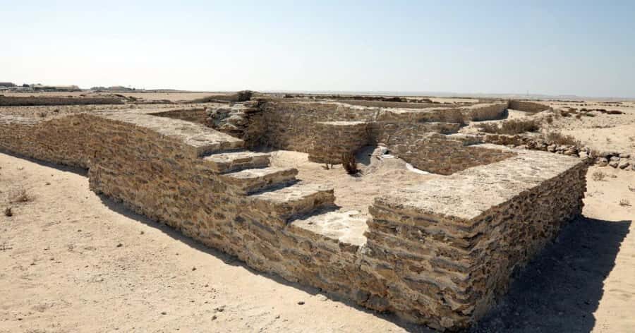 Doha: Richard Serra Sculpture,Mushroom Hill,Camel Race Track - Price and value: is $60 per person fair for this mix?