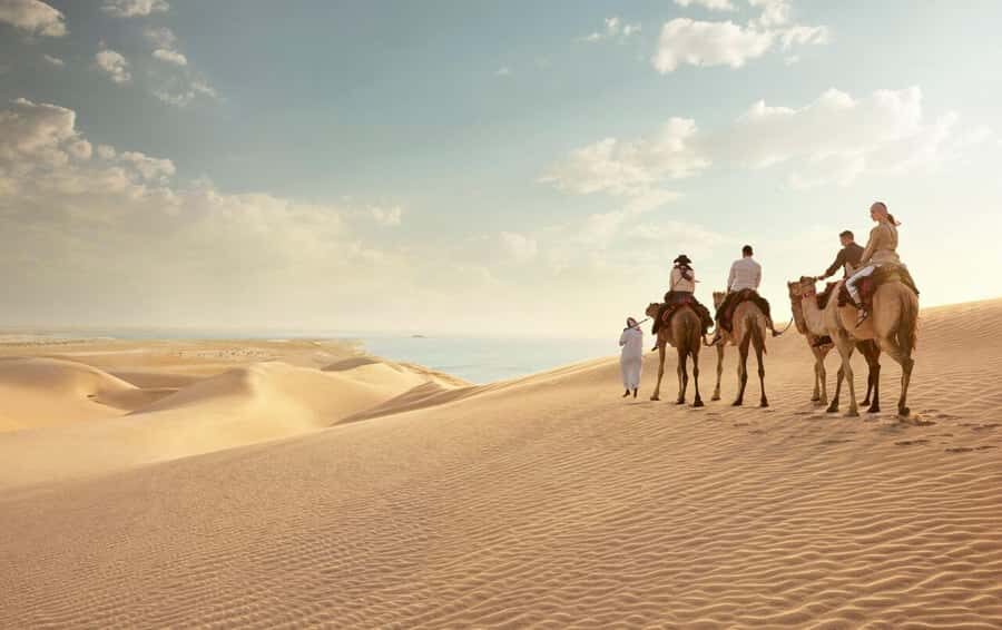 Doha: Safari, Camel Ride, Sandboarding and Inland Sea Tour - The Driver and Photo Help: English Guidance That Actually Makes a Difference