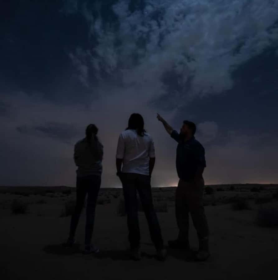 Doha: Stargazing Desert Safari w/ Dune Bashing & Camel Ride - The seaside-and-desert route: Sealine, Ash Shaqra’, and Khor Al Udaid