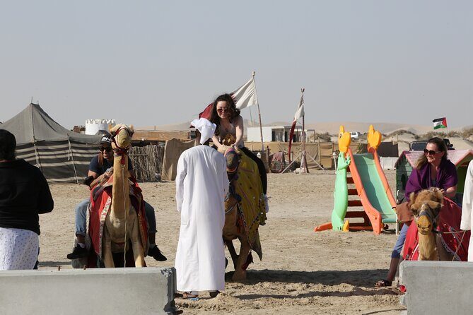 Doha; Sunrise Desert Tour and camel safari 4hrs - WiFi during the trip: the practical photo advantage