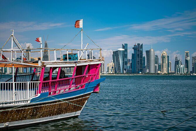 Doha Traditional Dhow Cruise With Corniche Walk - The Corniche Promenade: A 30-Minute Walk You’ll Actually Enjoy