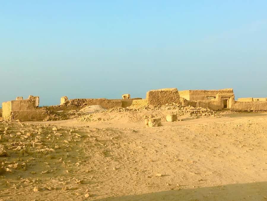 Explore North Qatar with history and archaeological sites. - The Al Jamali village stop: traditional life, quiet angles