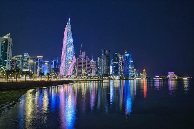 Layover Doha/Doha Transit Tour from Hamad International Airport - Corniche and West Bay: skyline views with minimal time loss