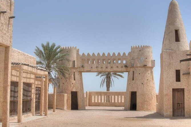 Private Full Day Guided Tour in Qatar North and West - Logistics that affect your comfort (pickup, timing, and getting through heat)