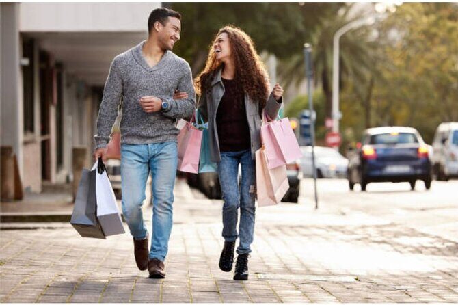 Private Half-day Shopping Tour, Corniche Stop and Doha Skyline - The Pearl-Qatar: sea views and high-end shopping in a man-made setting