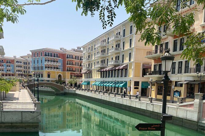 Private Tour Around Doha - The Pearl-Qatar: a Mediterranean-style waterfront in artificial form