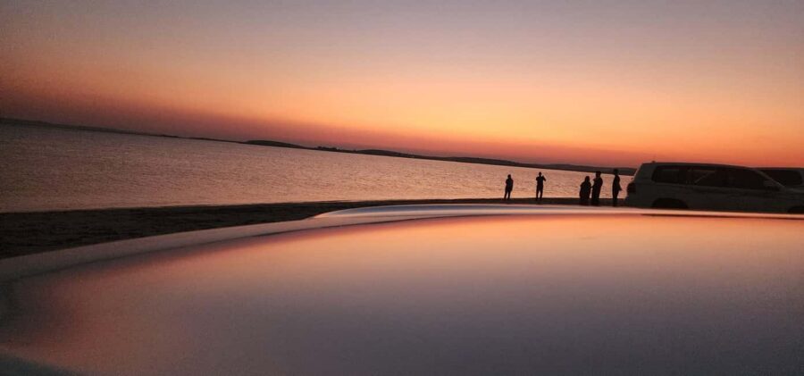 Sunrise or Sunset desert Safari with Sandboarding in Qatar - How sunrise vs sunset changes what you’ll see