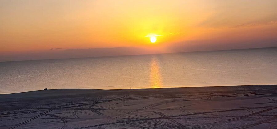 Sunrise or Sunset desert Safari with Sandboarding in Qatar - Khor al Udaid inland sea viewpoint: the stop that pulls the whole trip together
