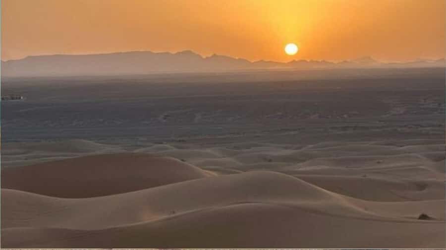 Sunrise/Sunset DuneBashing,CamelRide InlandSea &Sandboarding - Who Should Book This Safari (And Who Might Not)
